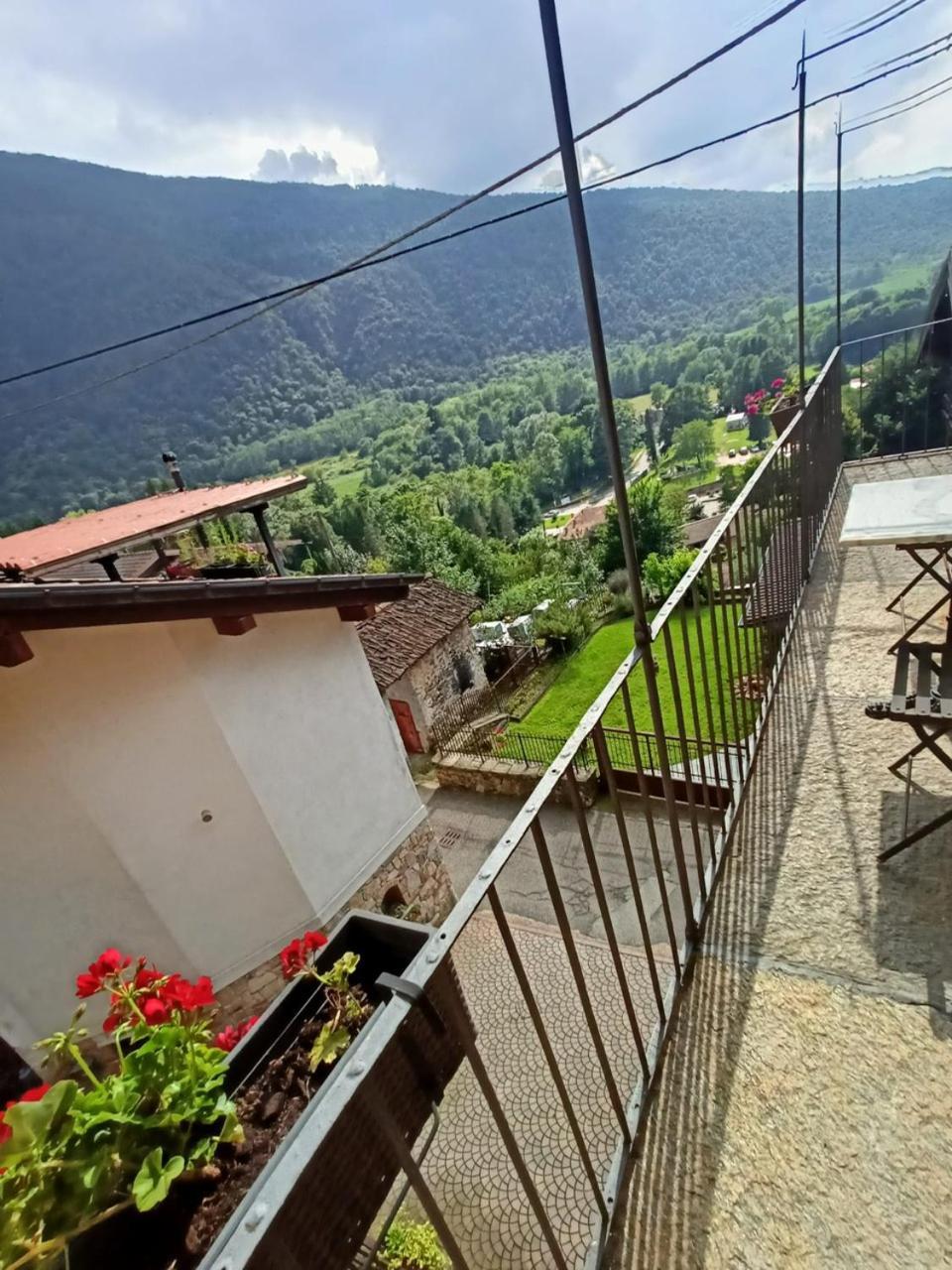 Foresteria Lombarda B & B Ca' Pelitti Ganna Екстер'єр фото