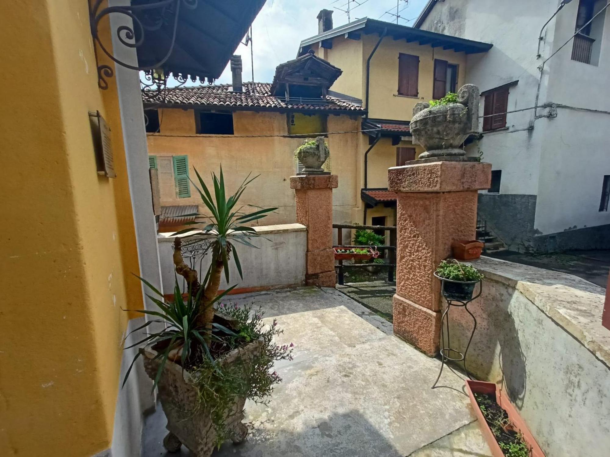 Foresteria Lombarda B & B Ca' Pelitti Ganna Екстер'єр фото